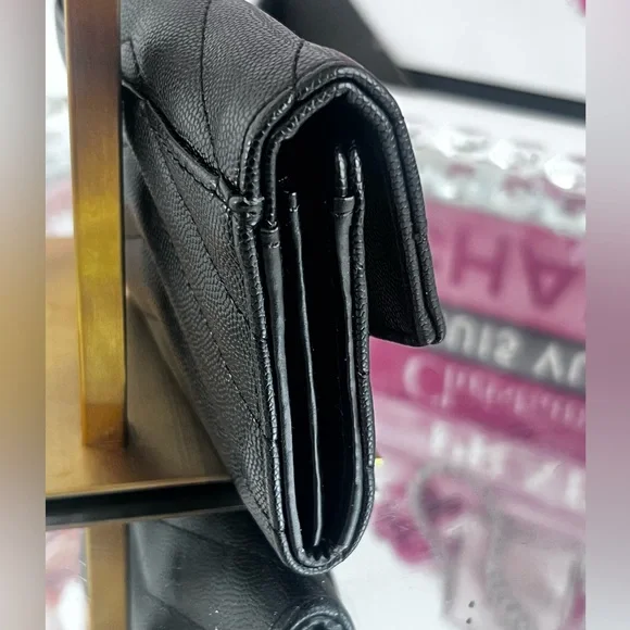 Yves Saint Laurent Black Chevron Wallet - Picture 5 of 12